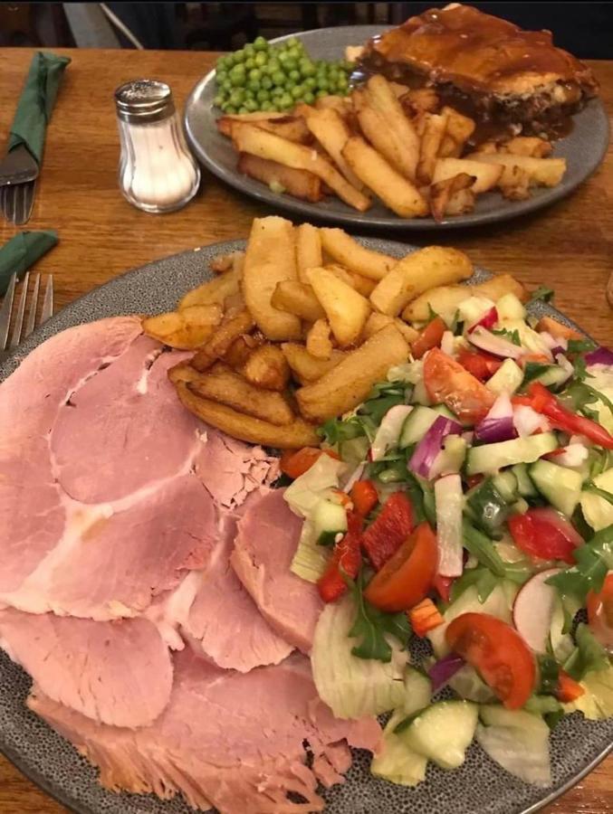 גיינסבורו The Black Horse Inn מראה חיצוני תמונה